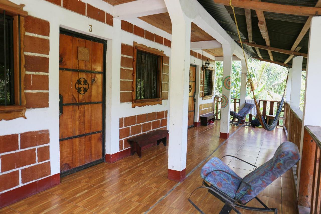 Vinas Hotel Lanquín Exterior foto