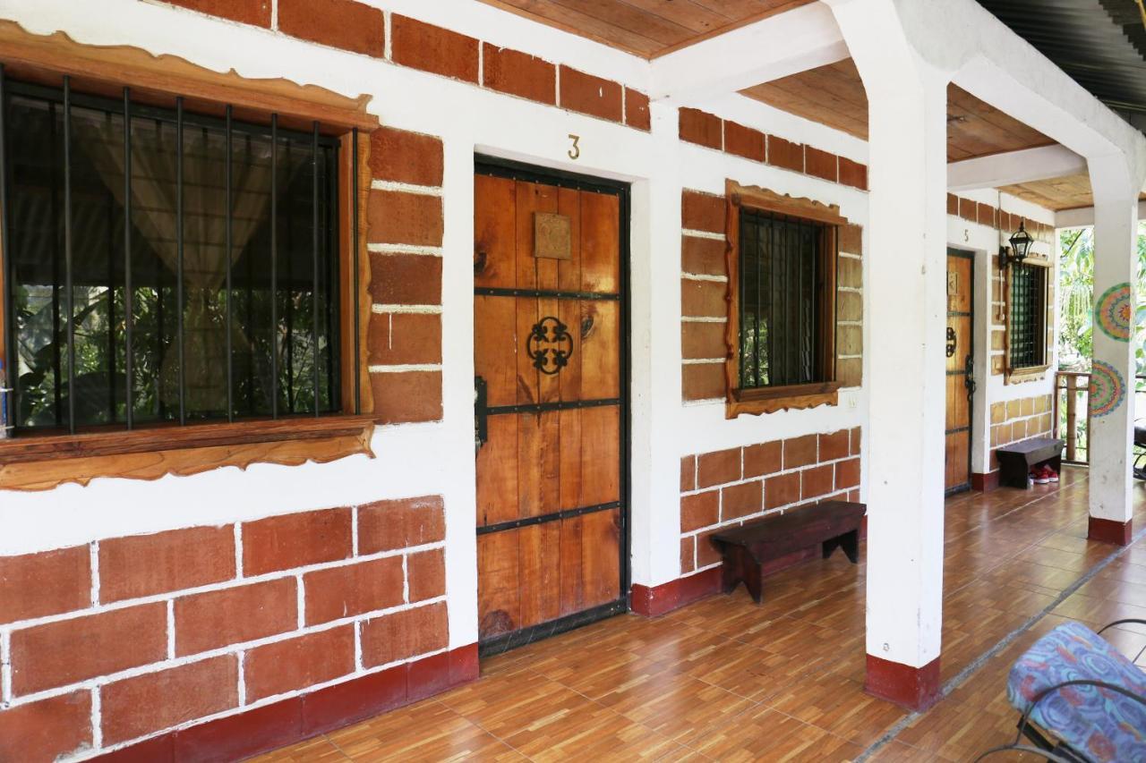 Vinas Hotel Lanquín Exterior foto