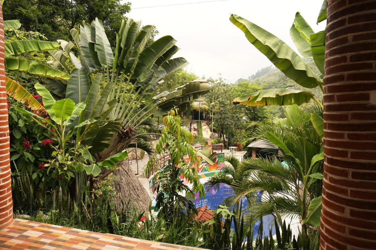Vinas Hotel Lanquín Exterior foto